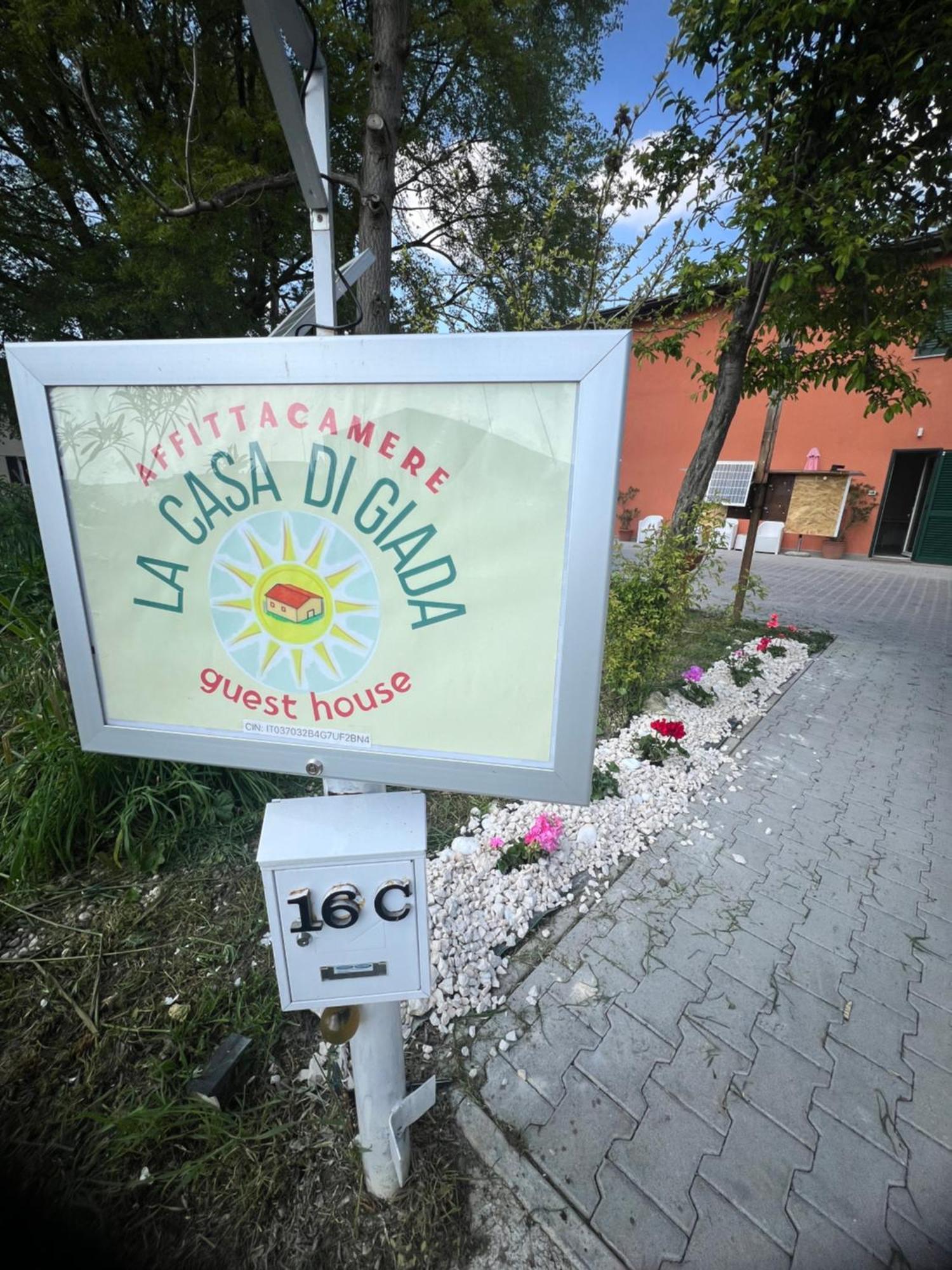 Guesthouse La Casa Di Giada Ίμολα Εξωτερικό φωτογραφία